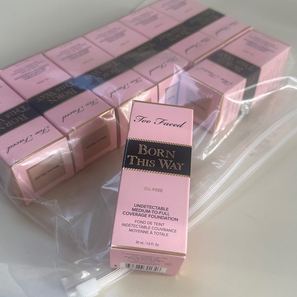 🆕 TOO FACED Born This Way Undetectable Medium Coverage Foundation WARM NUDE NIB - Picture 6 of 8